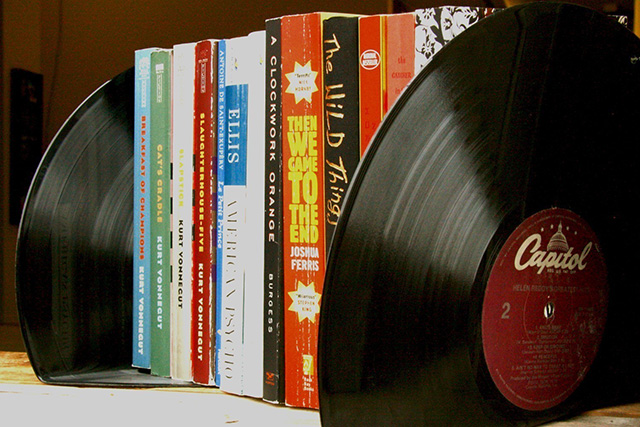 Looking for clever, cheap thrift store DIYs? Click through for DIY ideas for four things you can always find at thrift stores for cheap: hardcover books, vinyl records, silk scarves, and dishes!